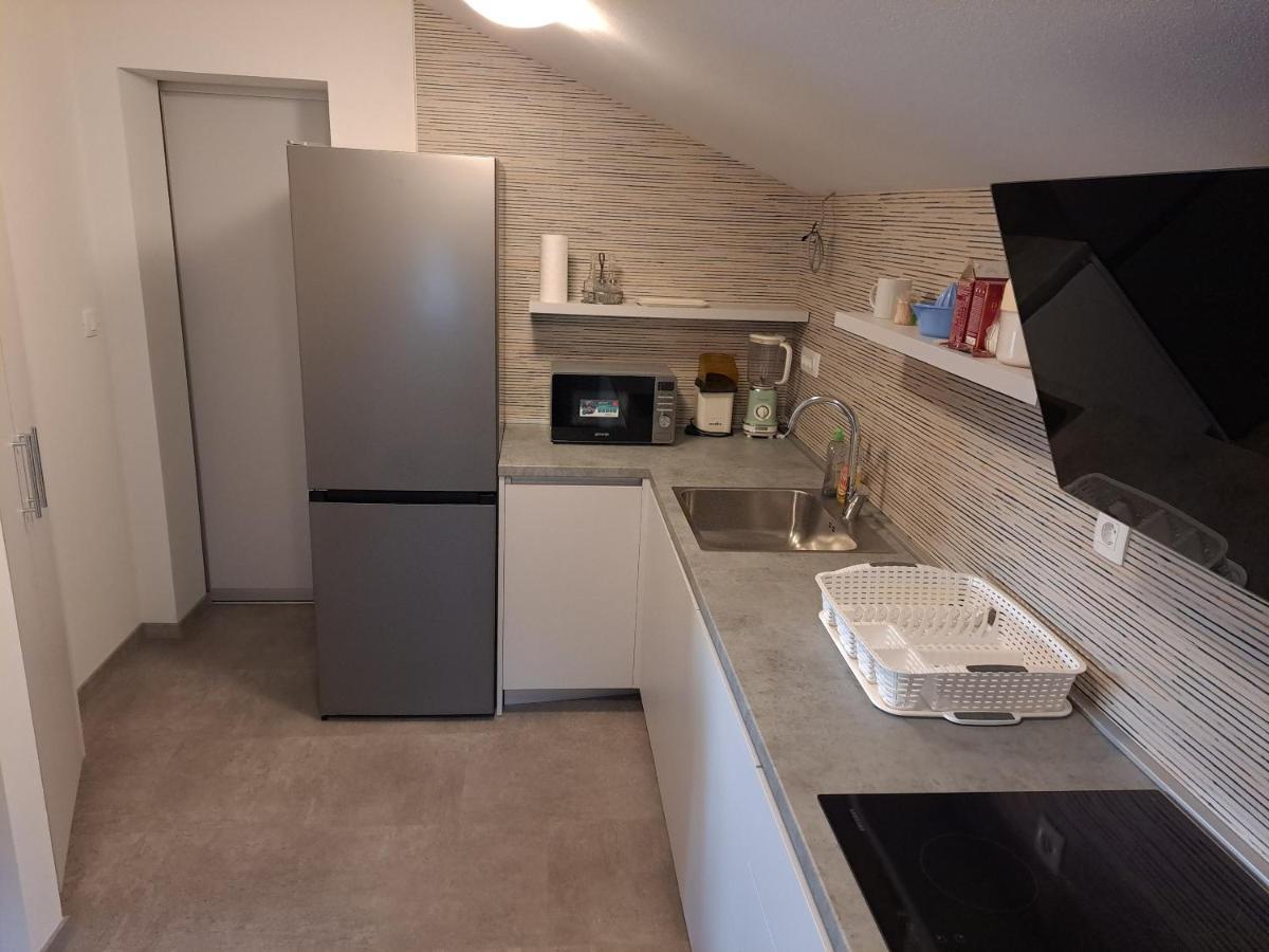 Apartman Vidas Palit ภายนอก รูปภาพ